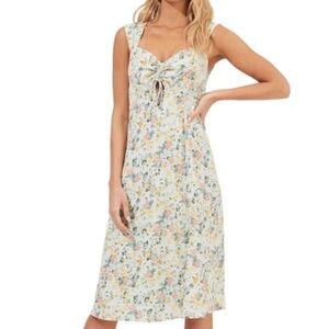 NWT ASTR Cinched Bust Floral Print Dress